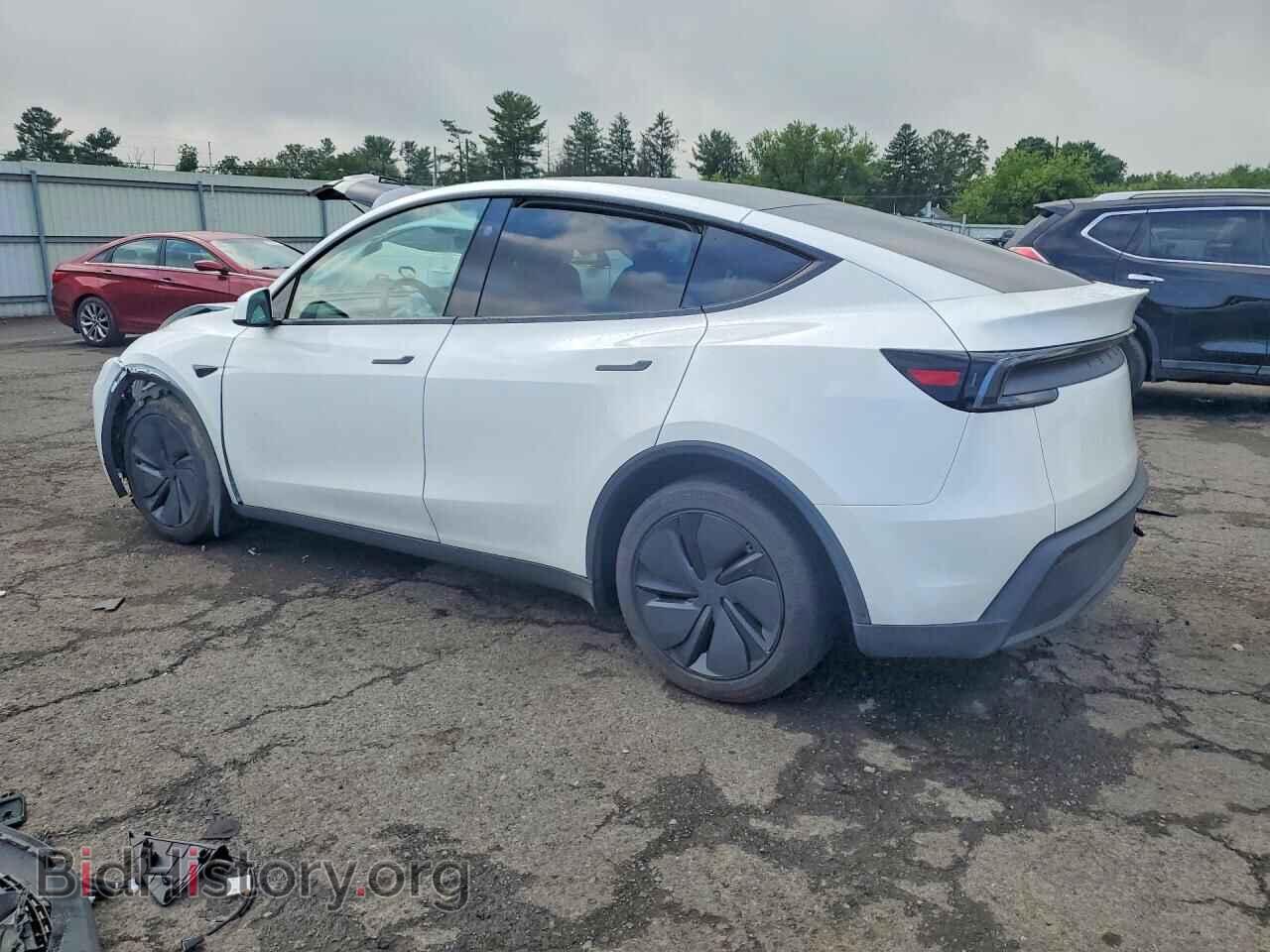 2026 TESLA MODEL Y - VIN: 7SAYGDED0TF434008 - Photo 2