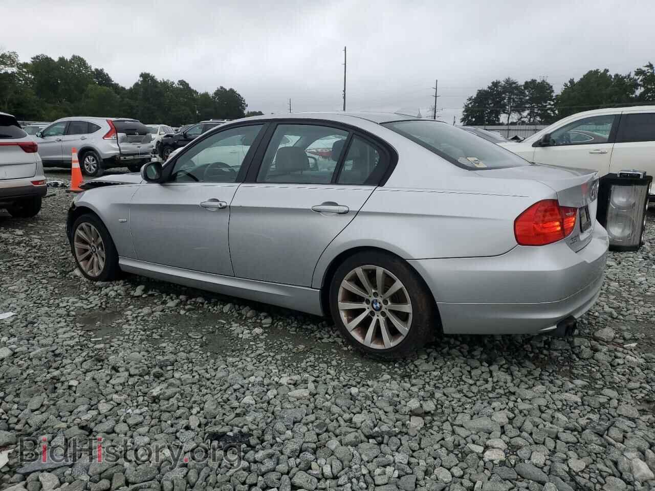 2011 BMW 3 SERIES - VIN: WBAPH7G55BNM56452 - Фото 2