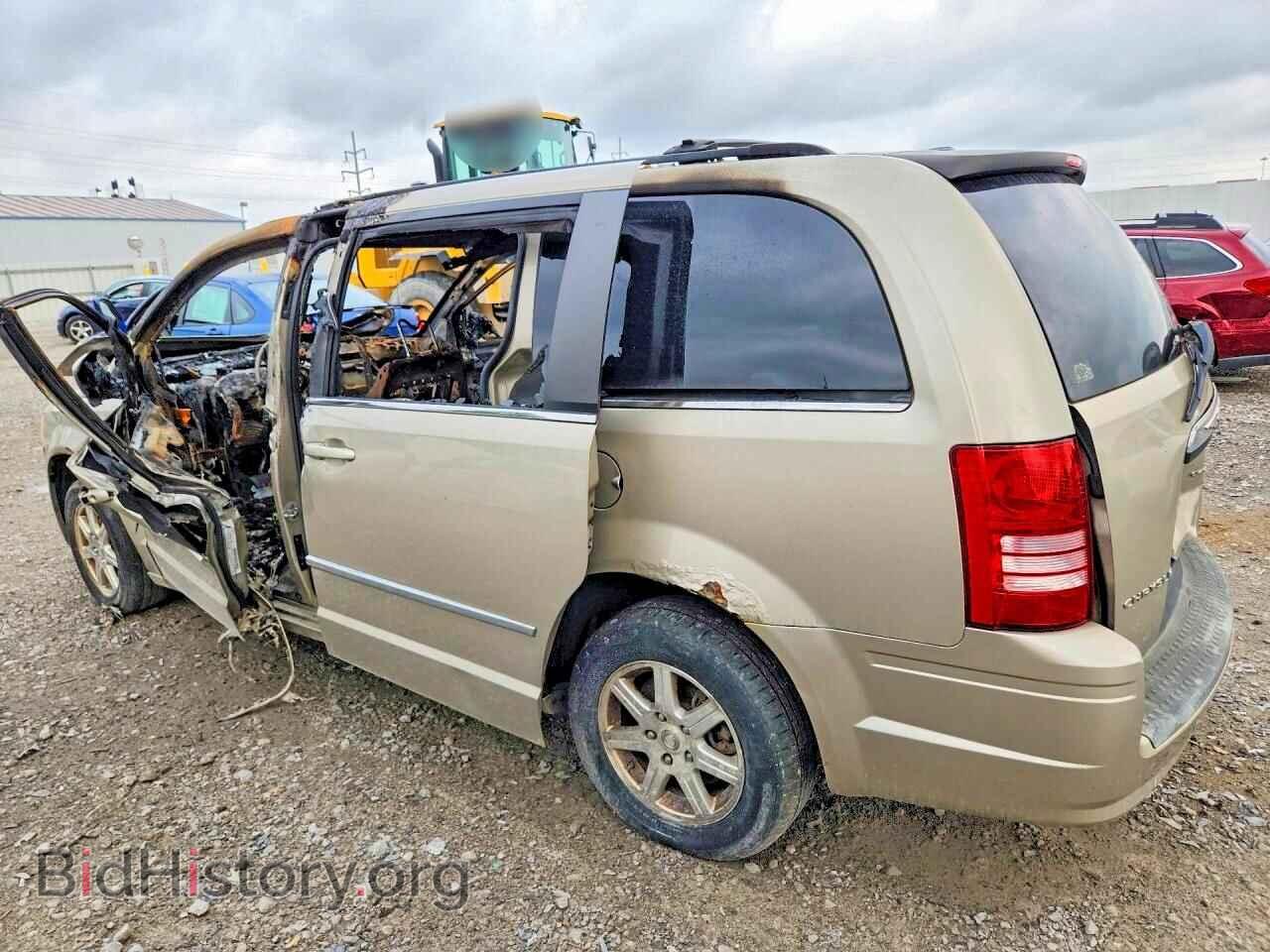 2009 CHRYSLER MINIVAN - VIN: 2A8HR54159R627622 - Photo 2