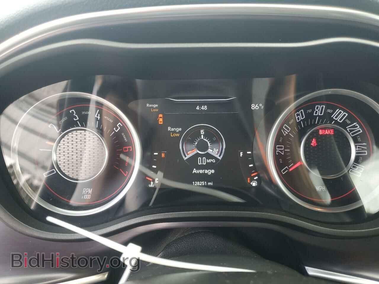 2015 DODGE CHALLENGER - VIN: 2C3CDZAT3FH732405 - Фото 9