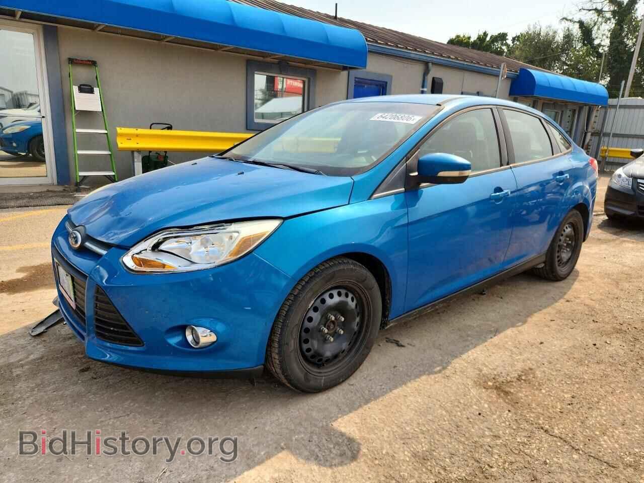 Photo 1FAHP3F21CL320770 - FORD FOCUS 2012