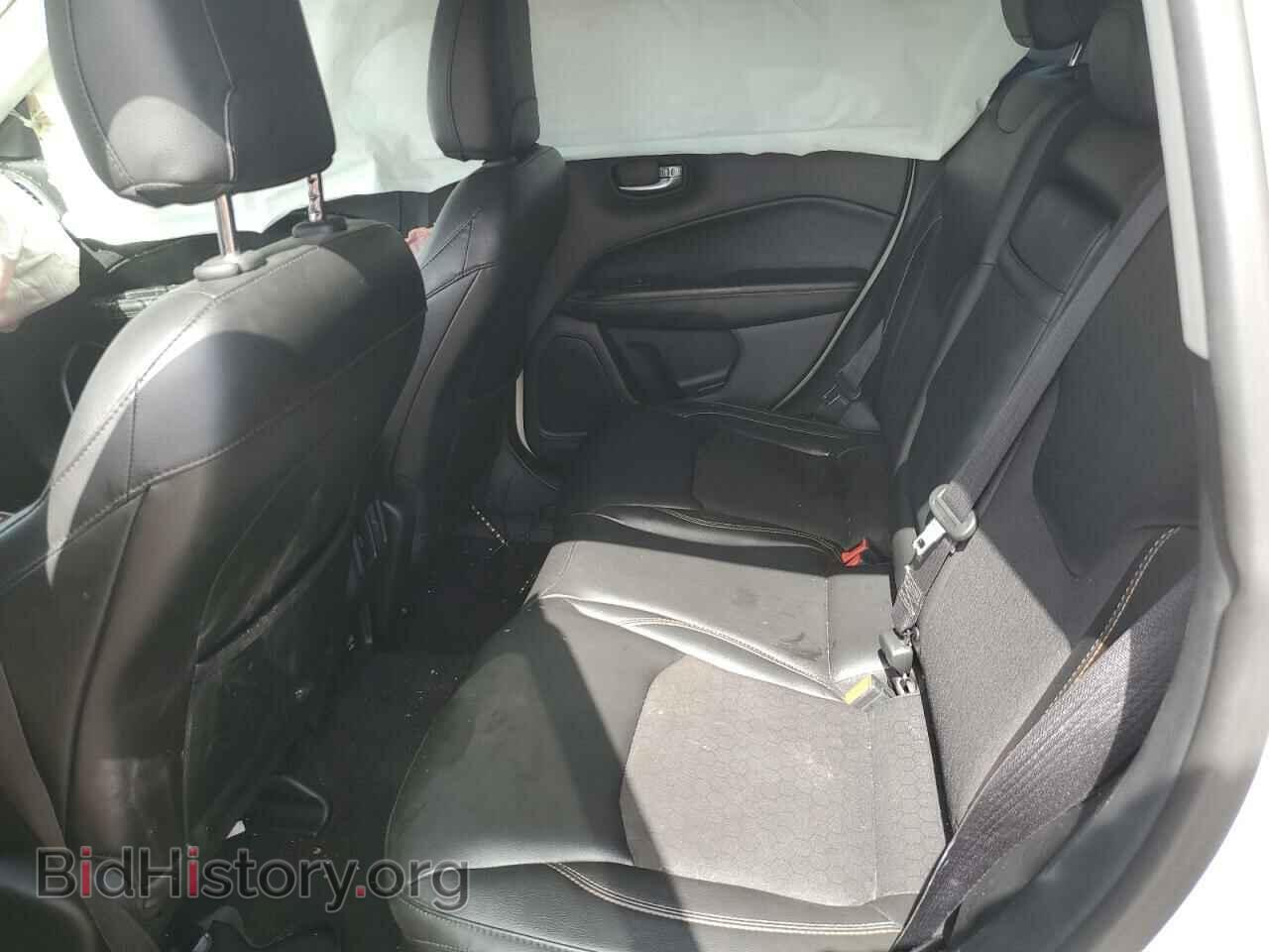 2018 JEEP COMPASS - VIN: 3C4NJDBBXJT282385 - Фото 11