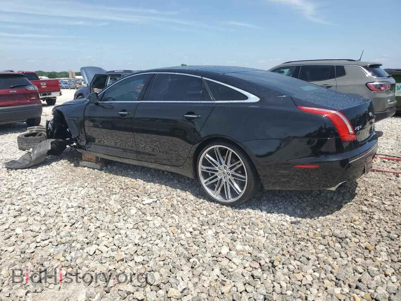 2011 JAGUAR XJ - VIN: SAJWA2GB0BLV10006 - Фото 2