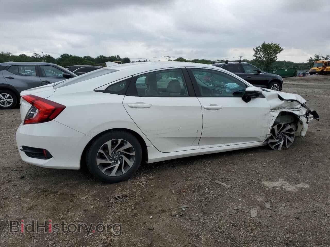 2017 HONDA CIVIC - VIN: 19XFC2F78HE201438 - Фото 3