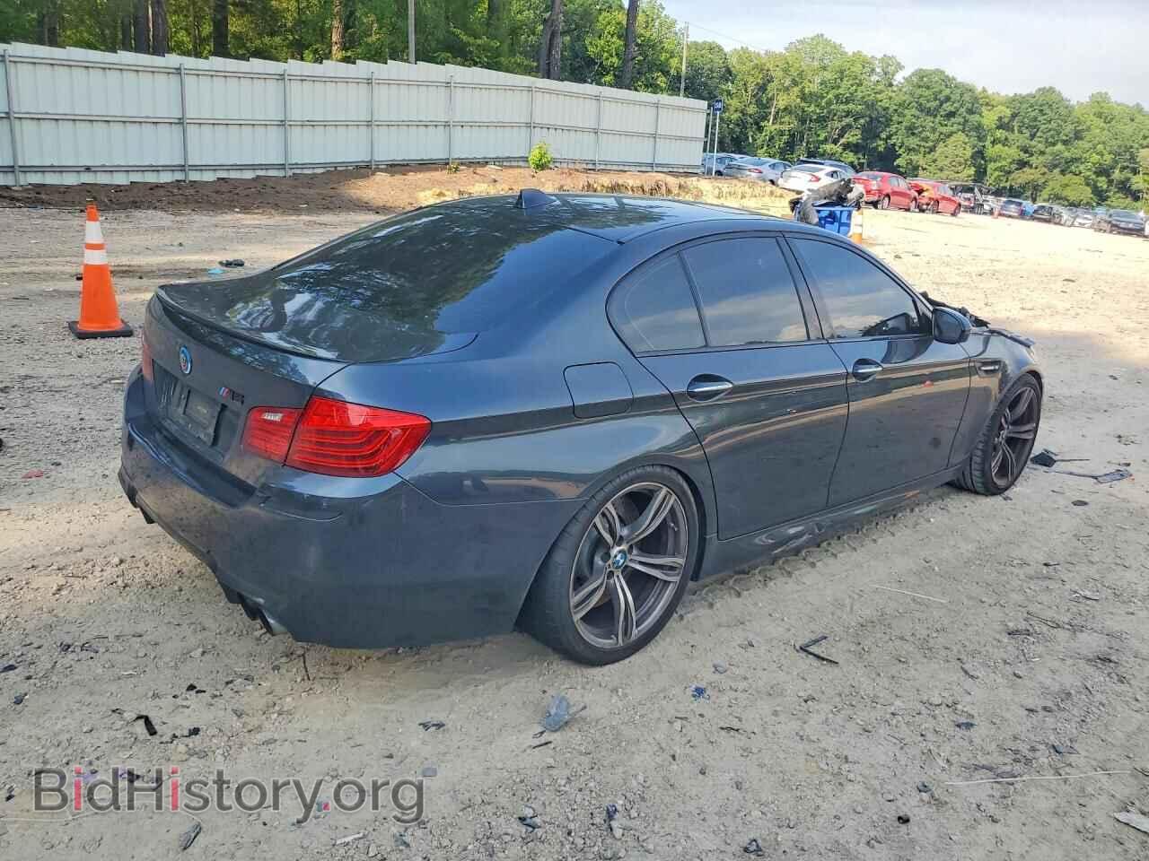 2014 BMW M5 - VIN: WBSFV9C53ED593465 - Photo 3