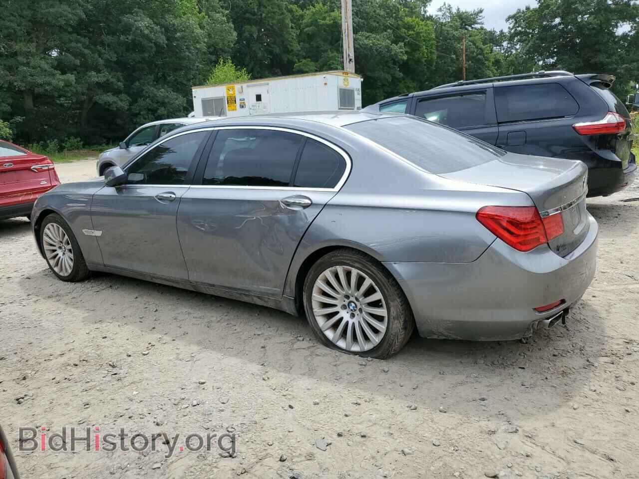 2012 BMW 7 SERIES - VIN: WBAKB8C53CDX20363 - Фото 2
