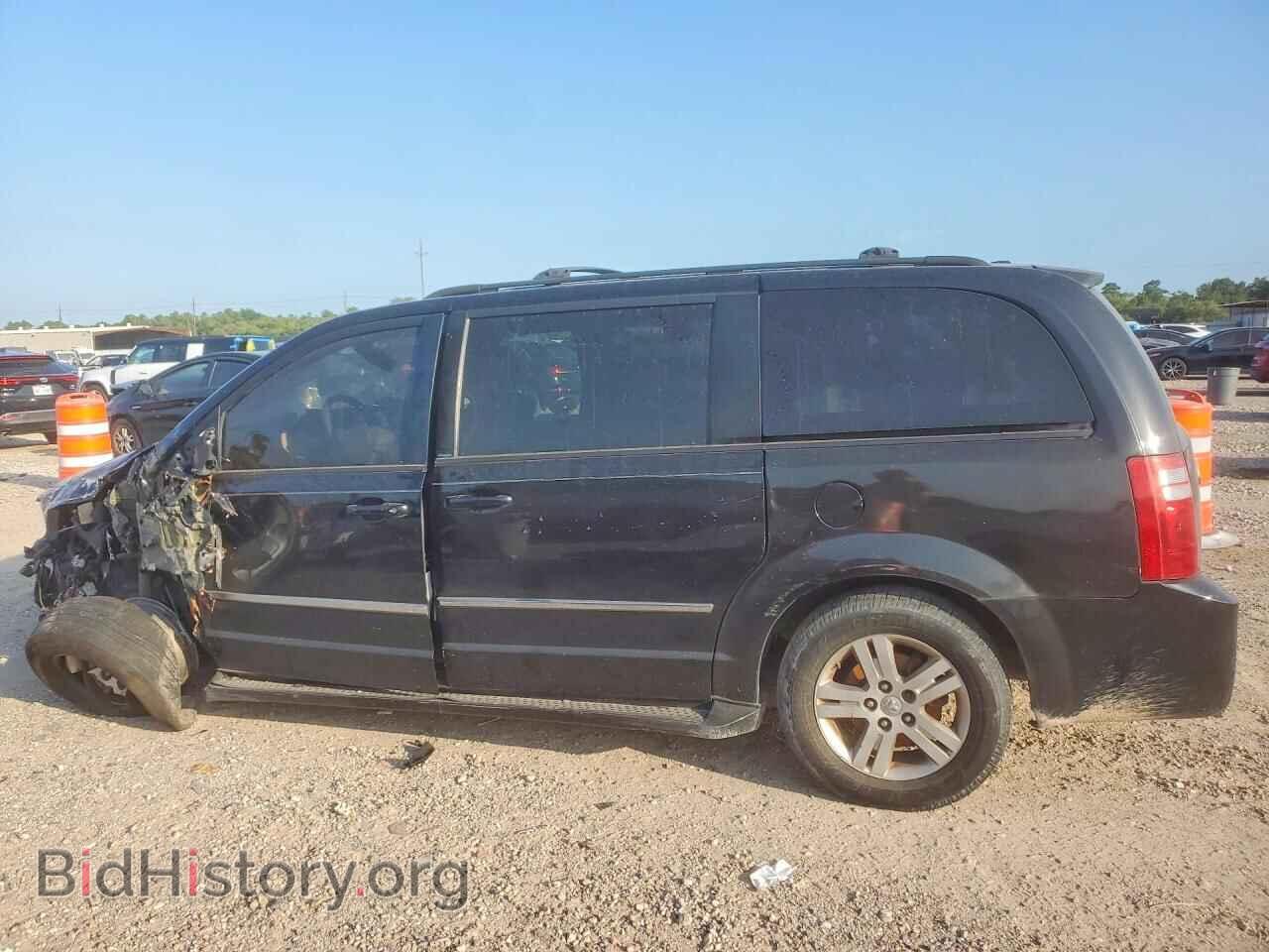 2010 DODGE CARAVAN - VIN: 2D4RN6DX3AR440064 - Photo 2