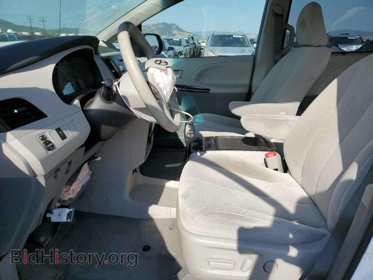 2014 TOYOTA All Models - VIN: 5TDJK3DC3ES093802 - Фото 7