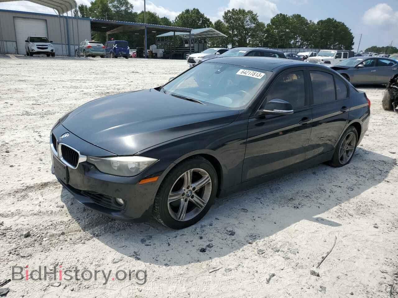 Photo WBA3A5C55DF353395 - BMW 3 SERIES 2013