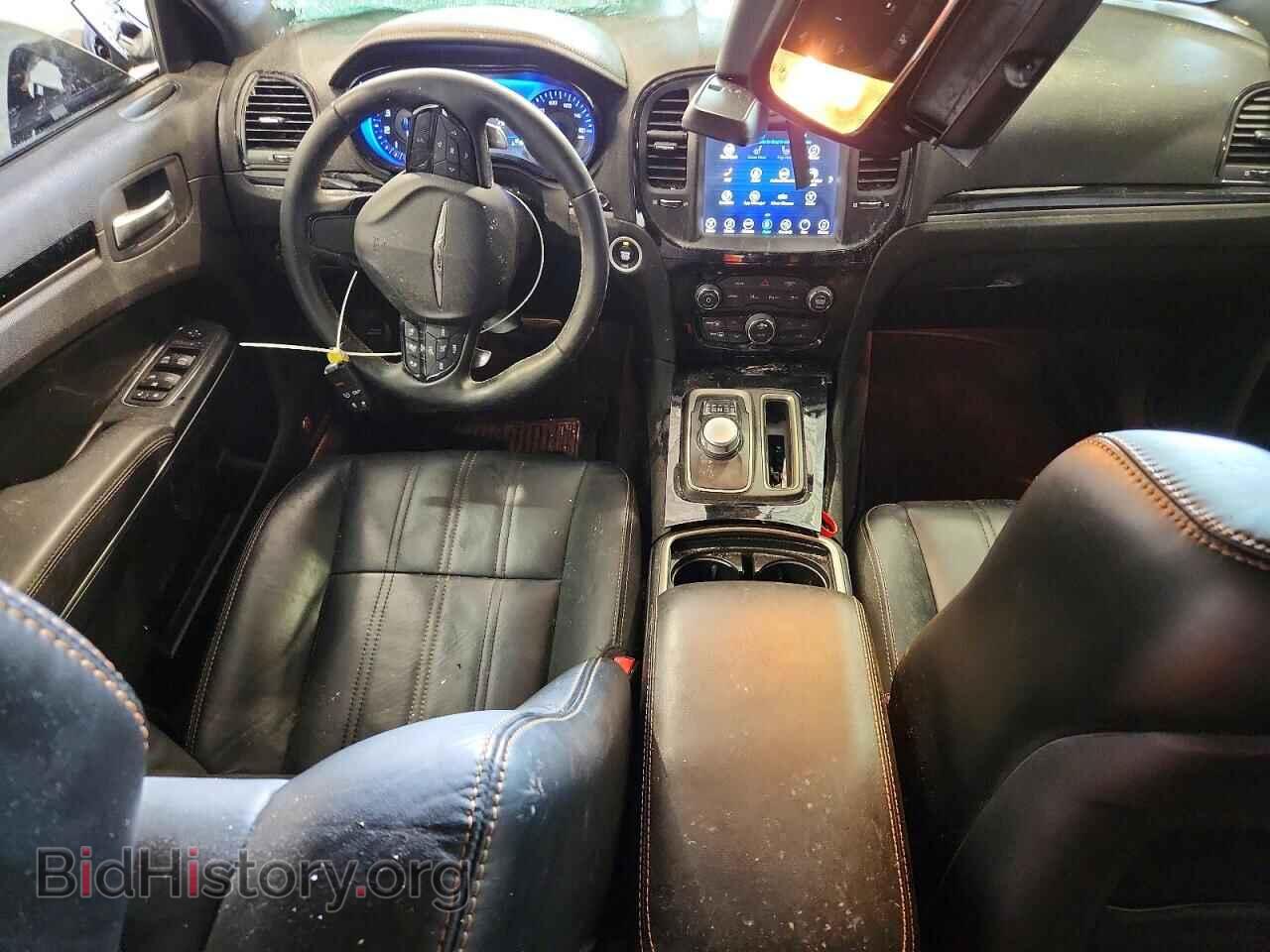 2017 CHRYSLER 300 - VIN: 2C3CCABTXHH593850 - Photo 8