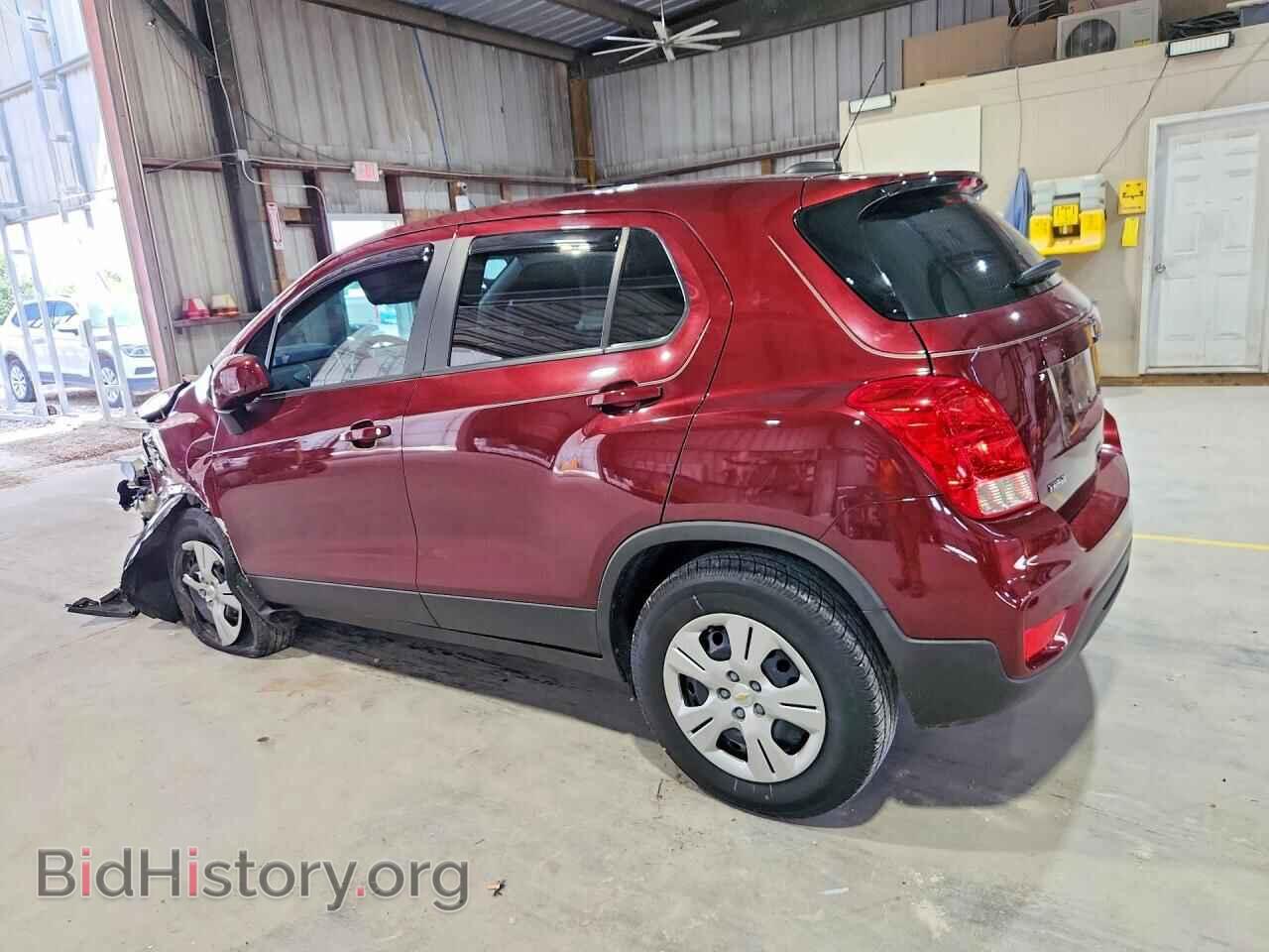 2017 CHEVROLET TRAX - VIN: 3GNCJKSB3HL273296 - Photo 2