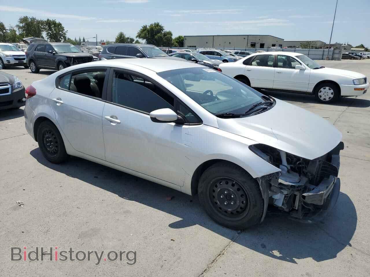 2017 KIA FORTE - VIN: 3KPFK4A7XHE053864 - Фото 4