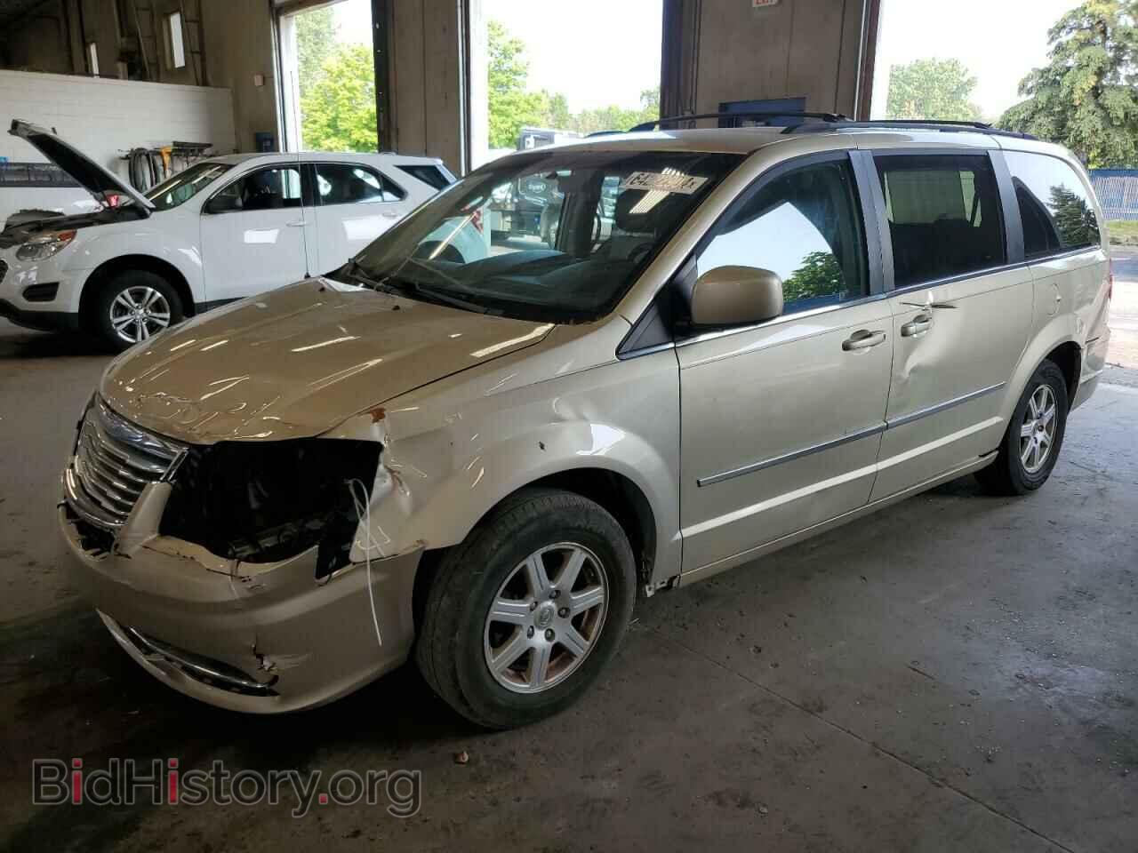 Photo 2A4RR8D19AR380911 - CHRYSLER MINIVAN 2010