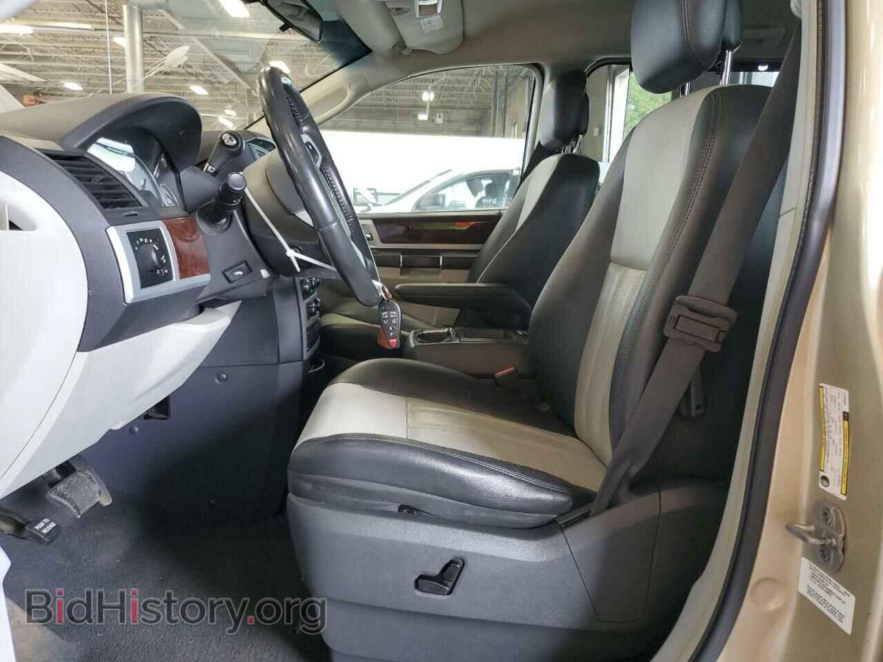 2010 CHRYSLER MINIVAN - VIN: 2A4RR8D19AR380911 - Фото 7