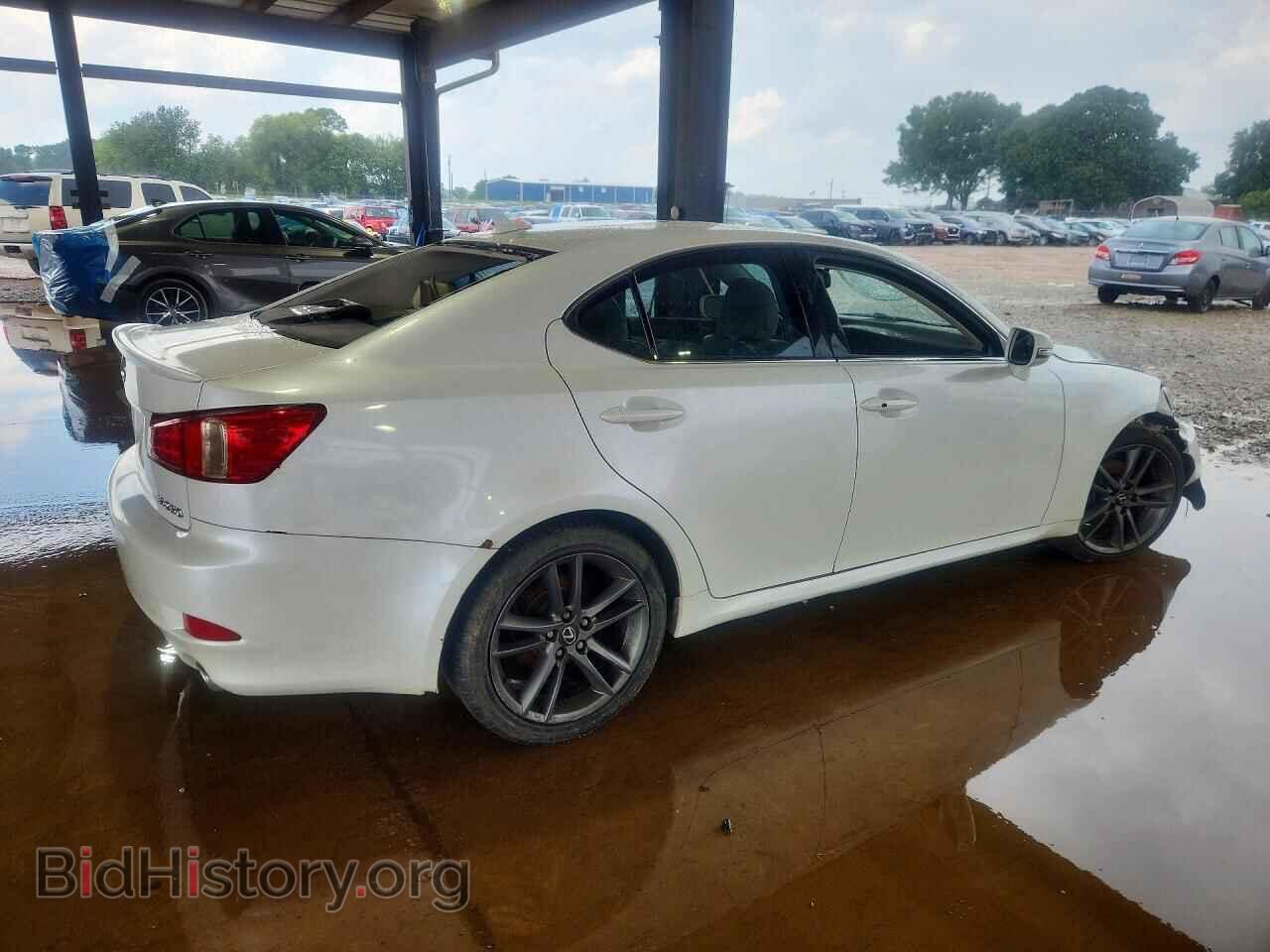 2011 LEXUS IS - VIN: JTHBF5C22B5151072 - Photo 3