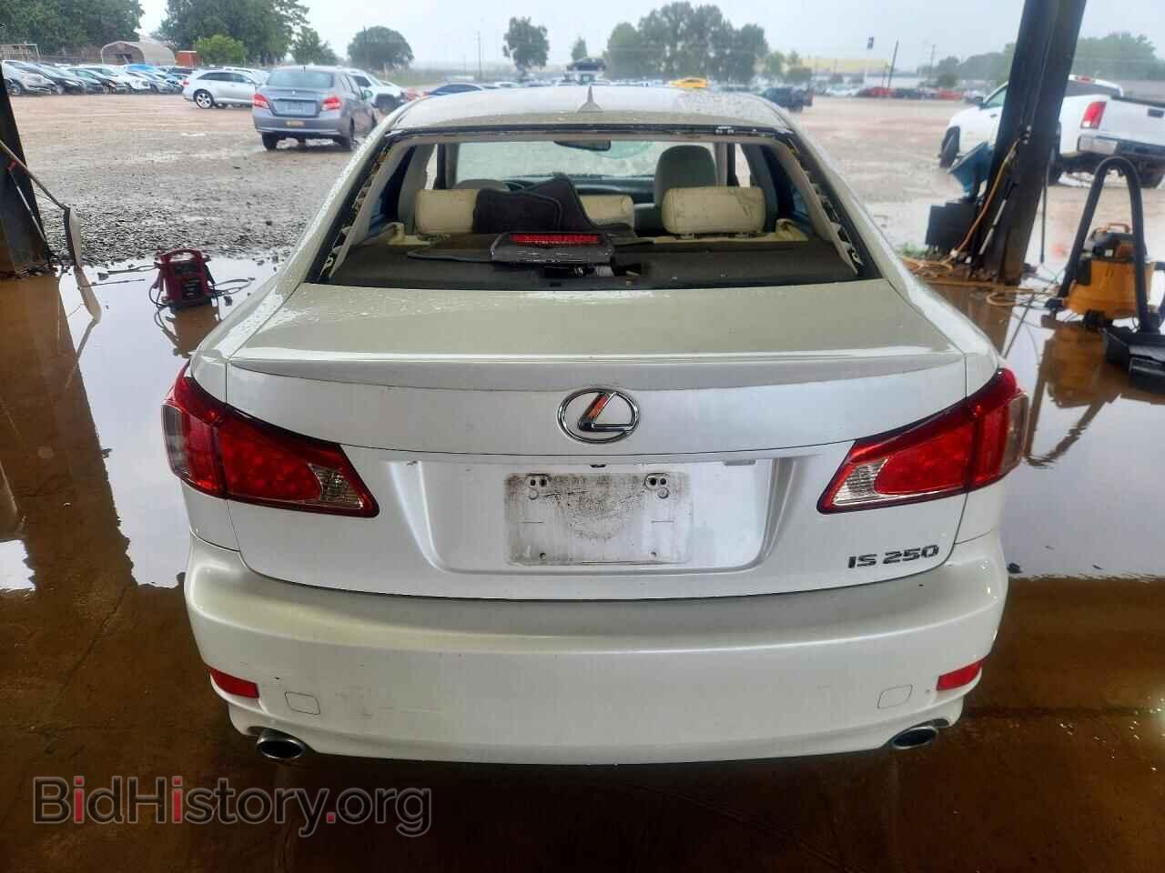 2011 LEXUS IS - VIN: JTHBF5C22B5151072 - Photo 6