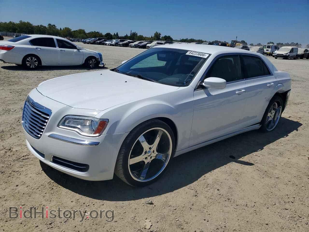 Фотография 2C3CCAAG0CH116616 - CHRYSLER 300 2012
