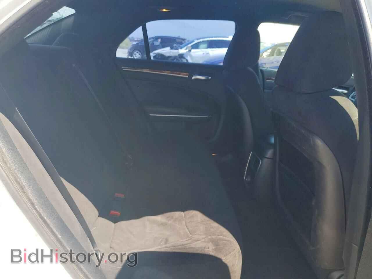 2012 CHRYSLER 300 - VIN: 2C3CCAAG0CH116616 - Фото 10