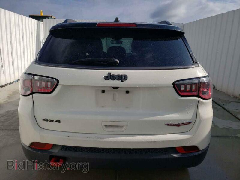 2020 Jeep COMPASS (VIN 3C4NJDDBXLT207945) — фото 6 из 13