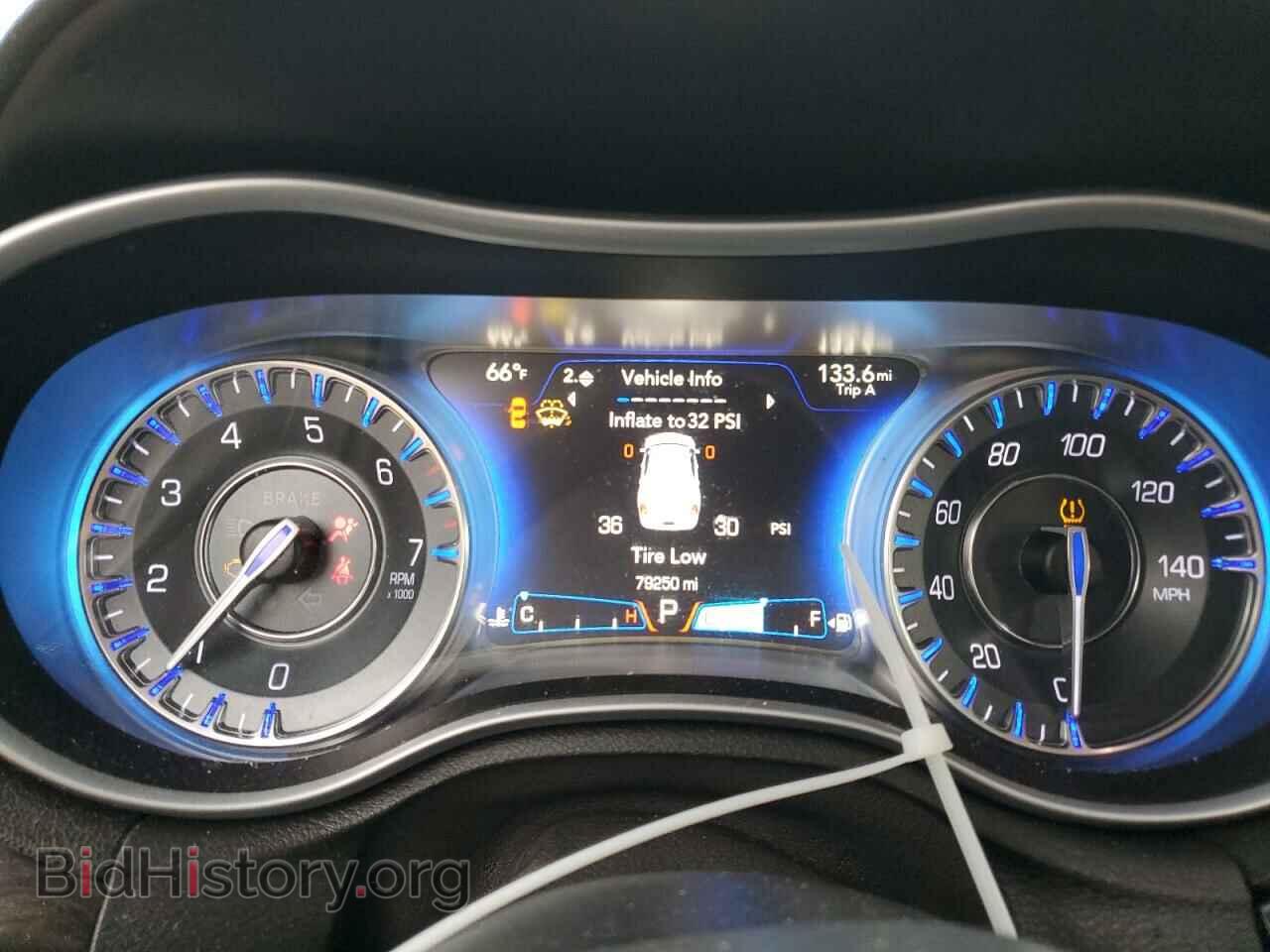 2015 CHRYSLER 300 - VIN: 2C3CCARG1FH797524 - Фото 9