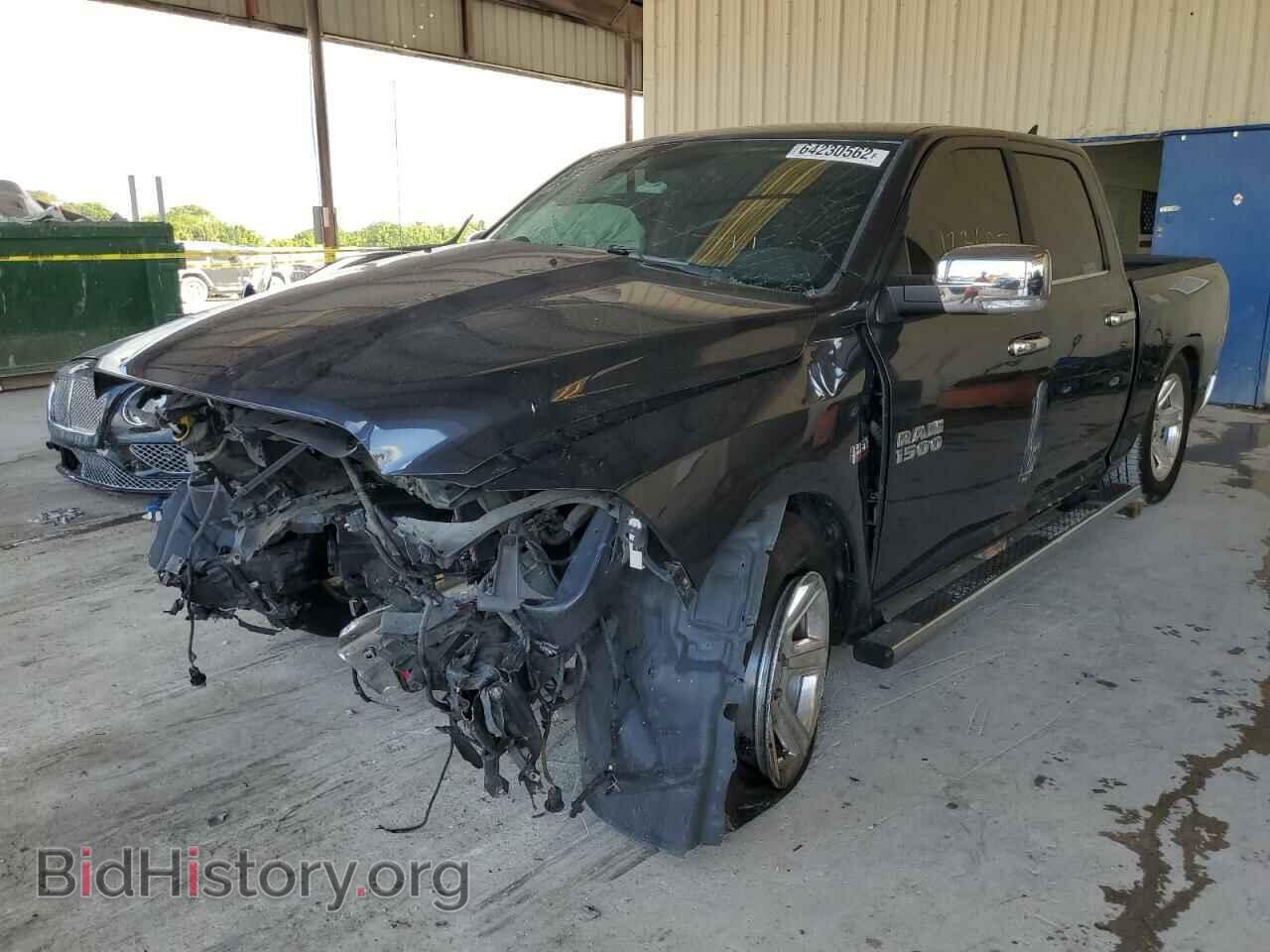 2017 RAM 1500 - VIN: 1C6RR6LT3HS662507 - Photo 2