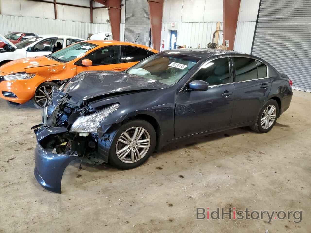 Photo JN1CV6AR1BM354168 - INFINITI G37 2011