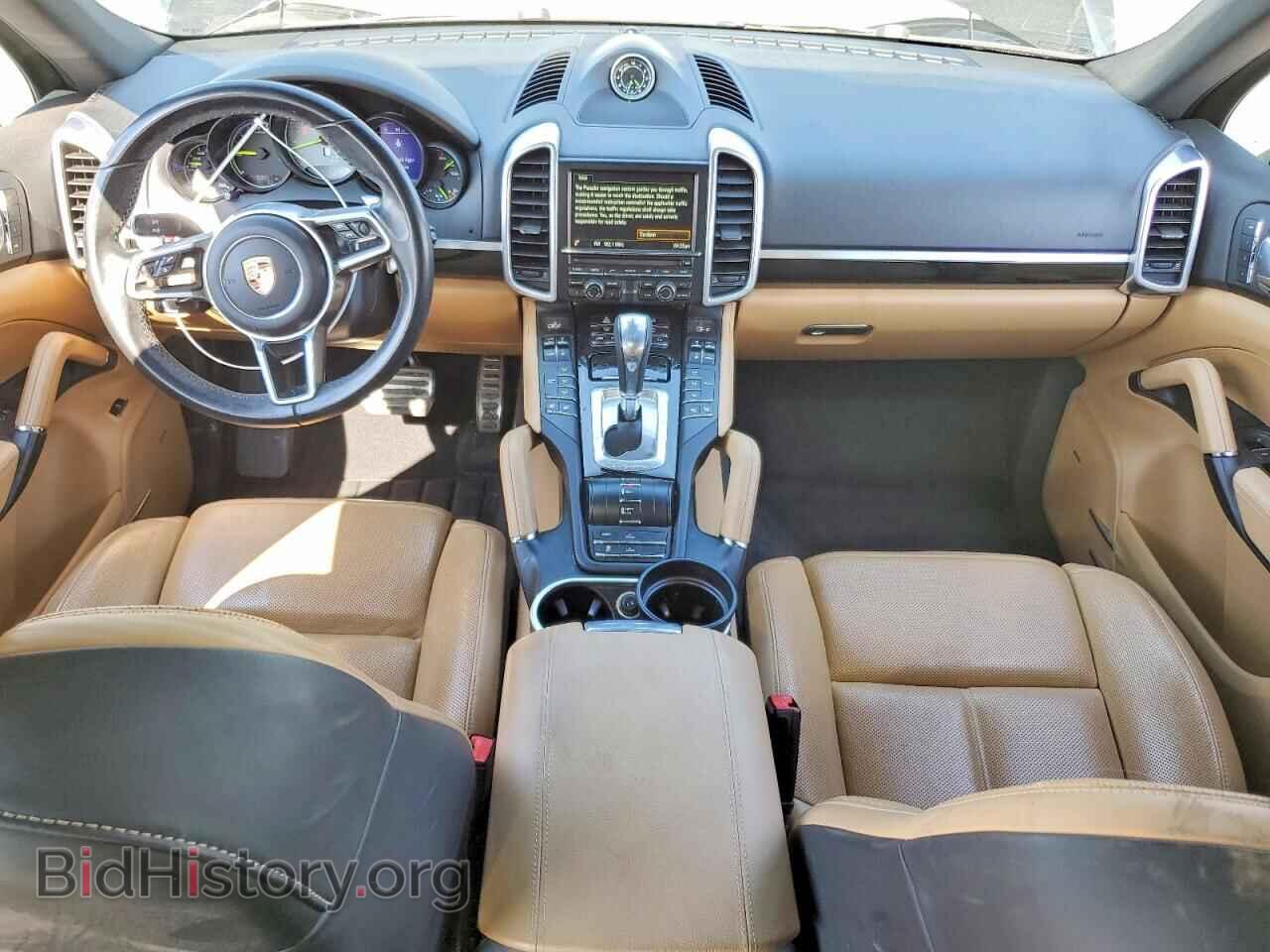 2016 PORSCHE CAYENNE - VIN: WP1AE2A27GLA62942 - Photo 8
