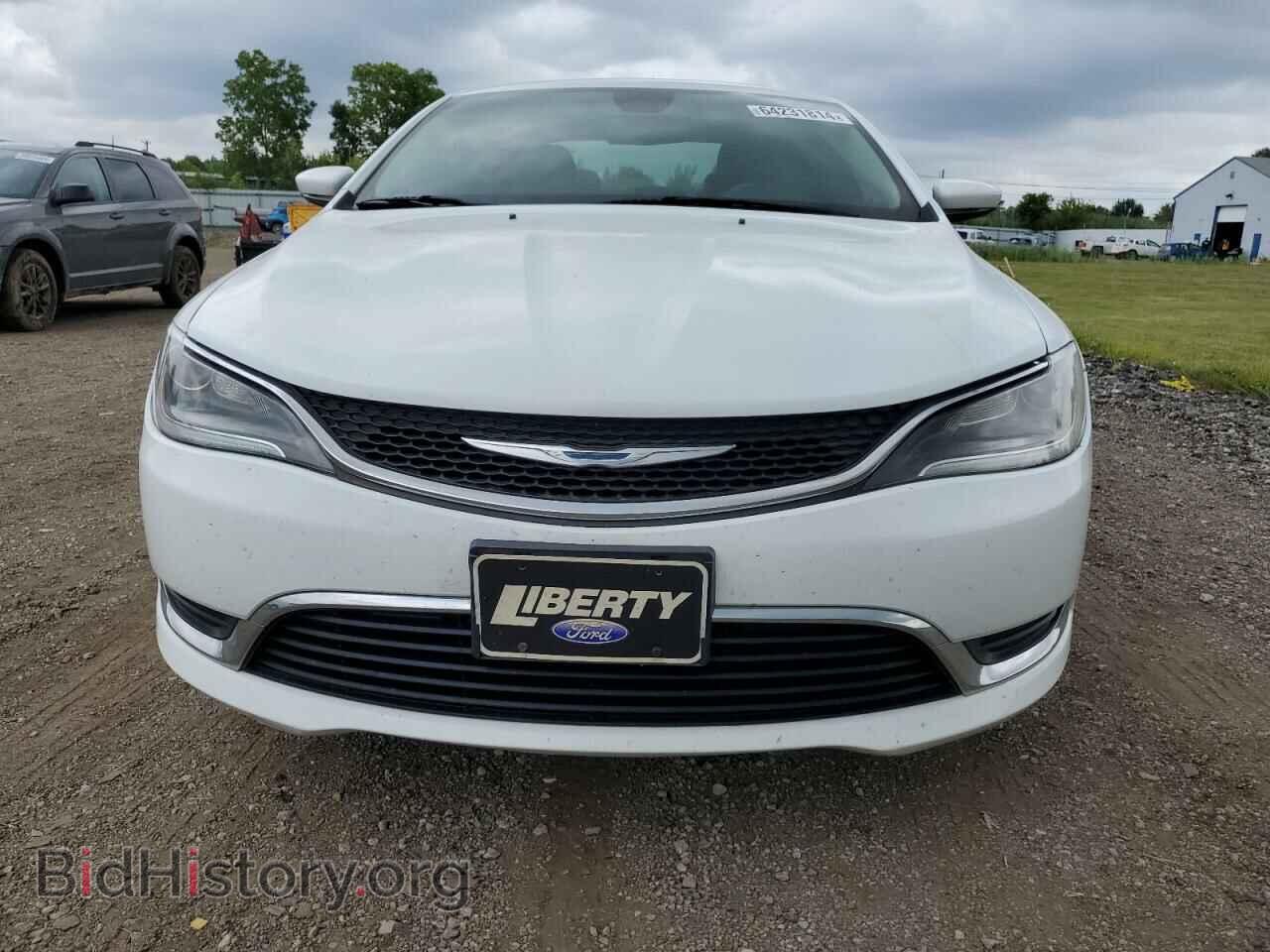 2016 CHRYSLER 200 - VIN: 1C3CCCAB1GN136645 - Фото 5