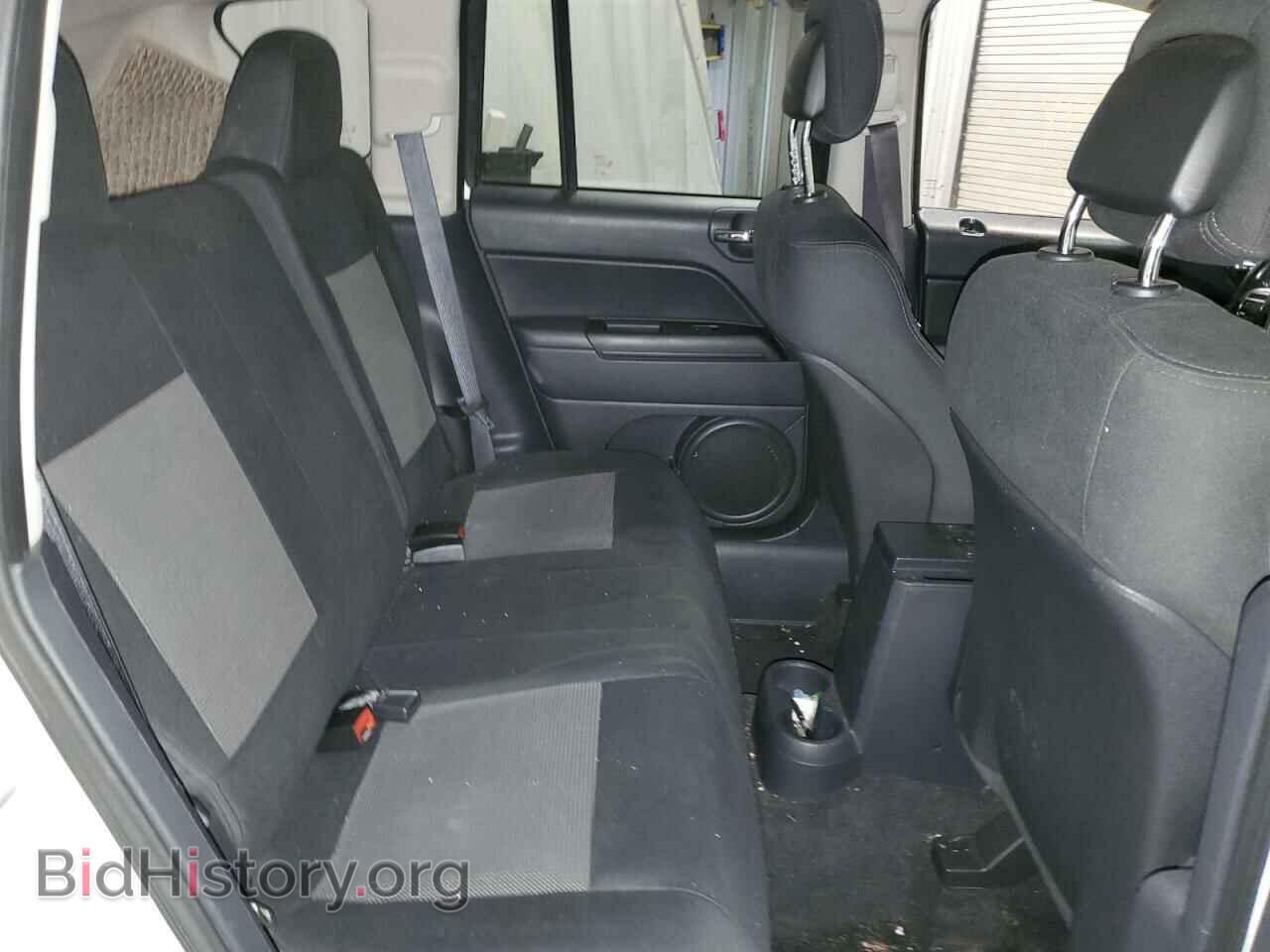 2011 JEEP COMPASS - VIN: 1J4NF1FB6BD280354 - Photo 6