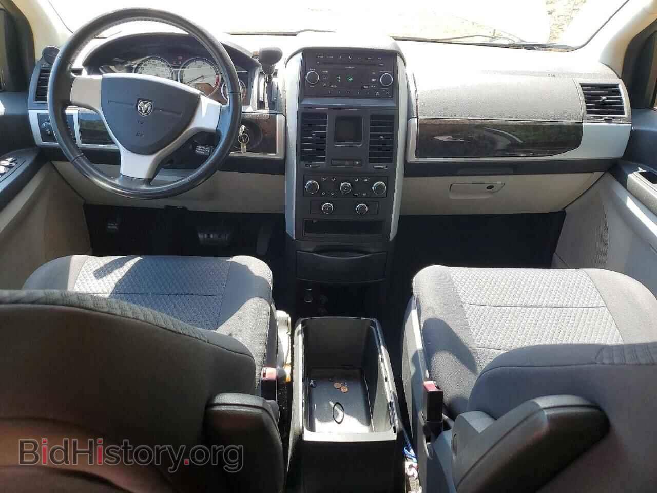2010 DODGE CARAVAN - VIN: 2D4RN5D18AR181402 - Photo 8