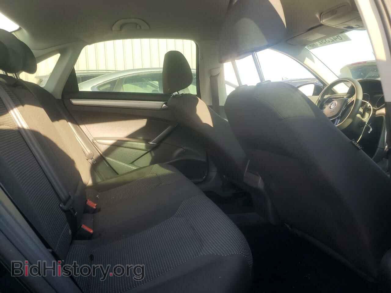 2017 VOLKSWAGEN PASSAT - VIN: 1VWAT7A37HC028544 - Фото 10
