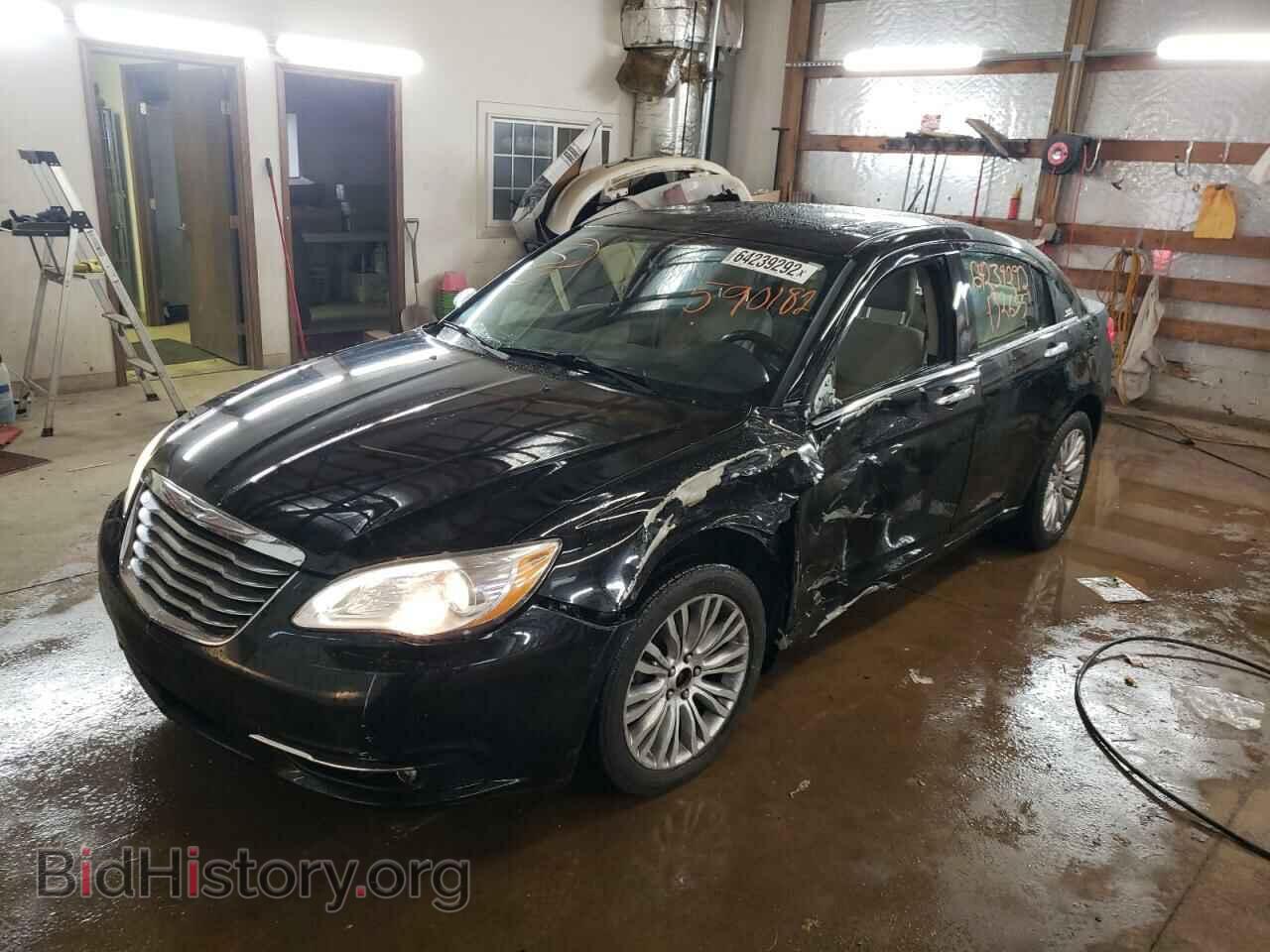 2011 CHRYSLER 200 - VIN: 1C3BC2FG6BN590182 - Фото 2