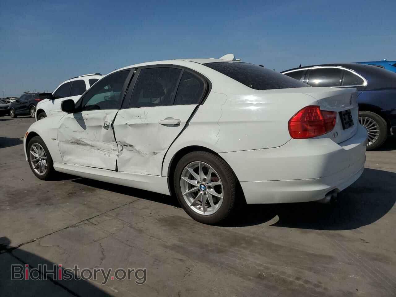 2010 BMW 3 SERIES - VIN: WBAPH7C59AA800585 - Фото 2