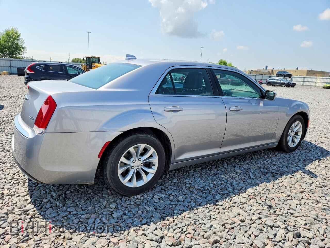 2016 CHRYSLER 300 - VIN: 2C3CCAAG7GH252375 - Фото 3