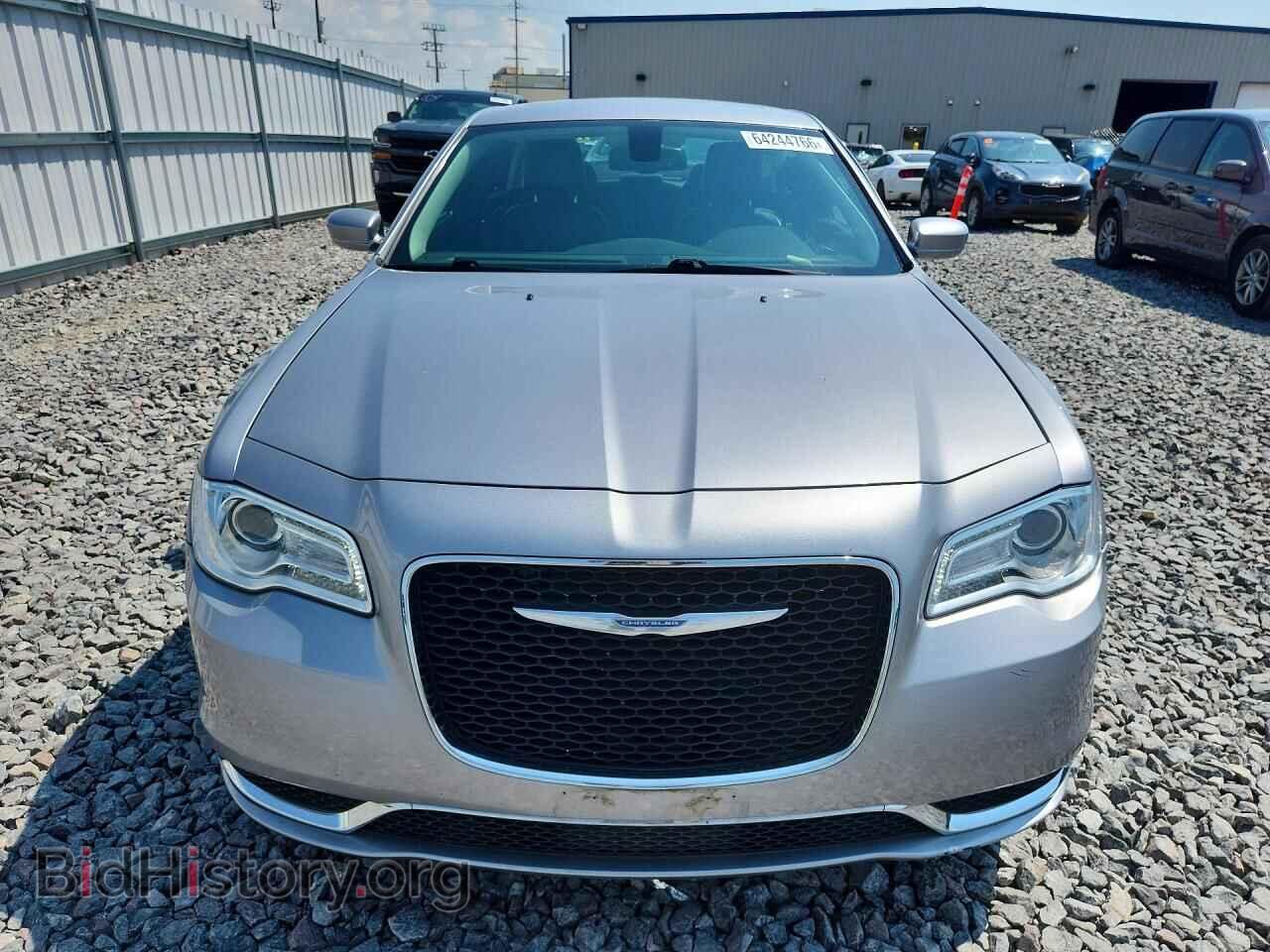 2016 CHRYSLER 300 - VIN: 2C3CCAAG7GH252375 - Фото 5