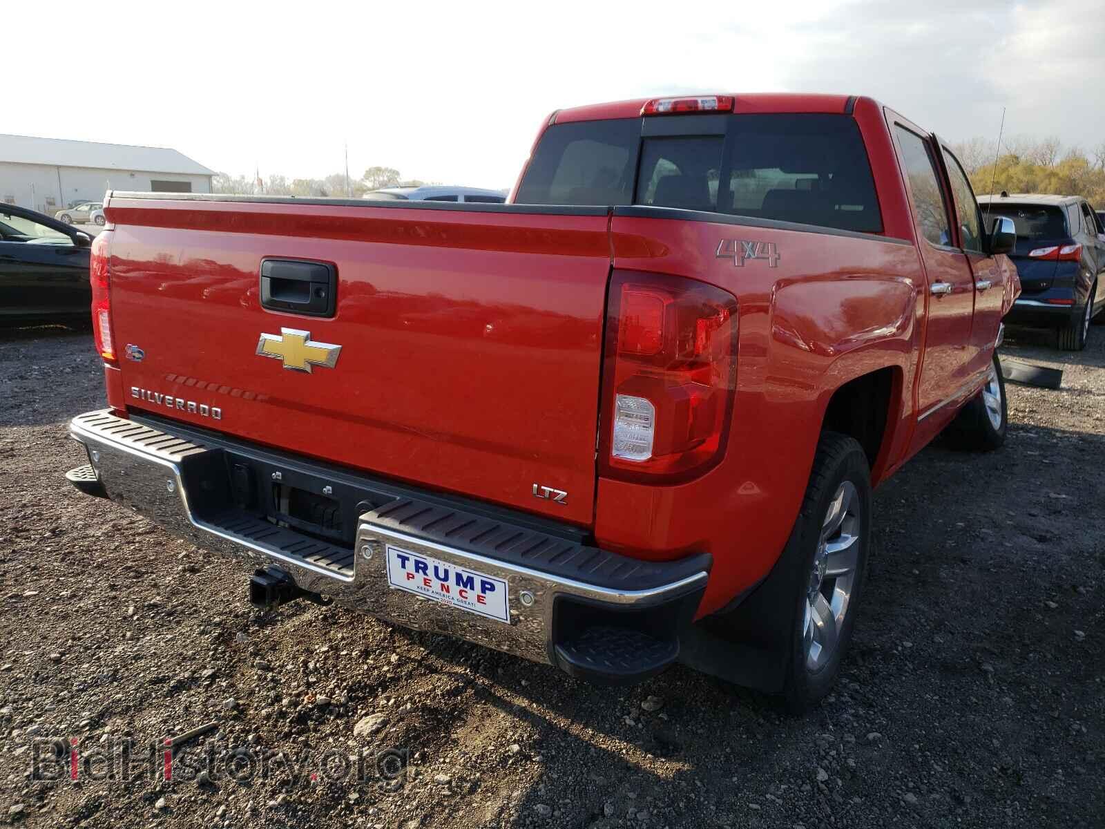 2018 CHEVROLET SILVERADO - VIN: 3GCUKSEC8JG646510 - Фото 4