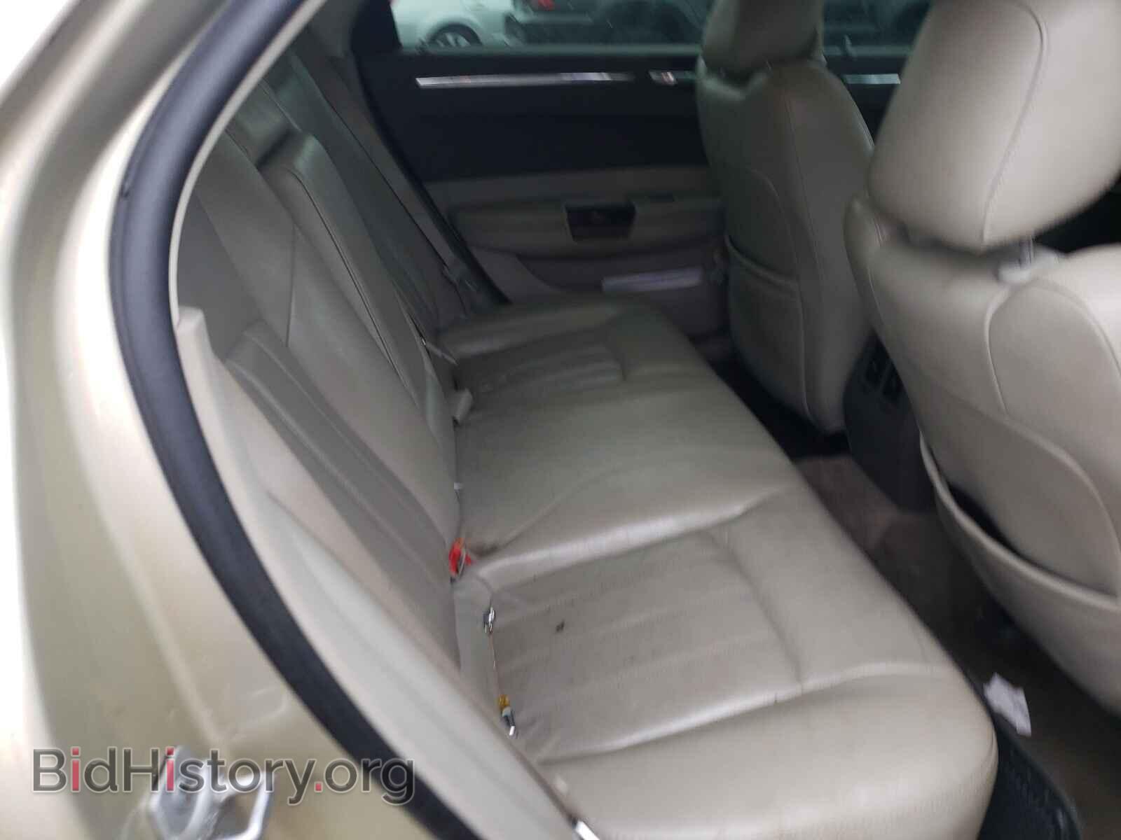 2010 CHRYSLER 300 - VIN: 2C3CA6CT0AH211168 - Фото 6