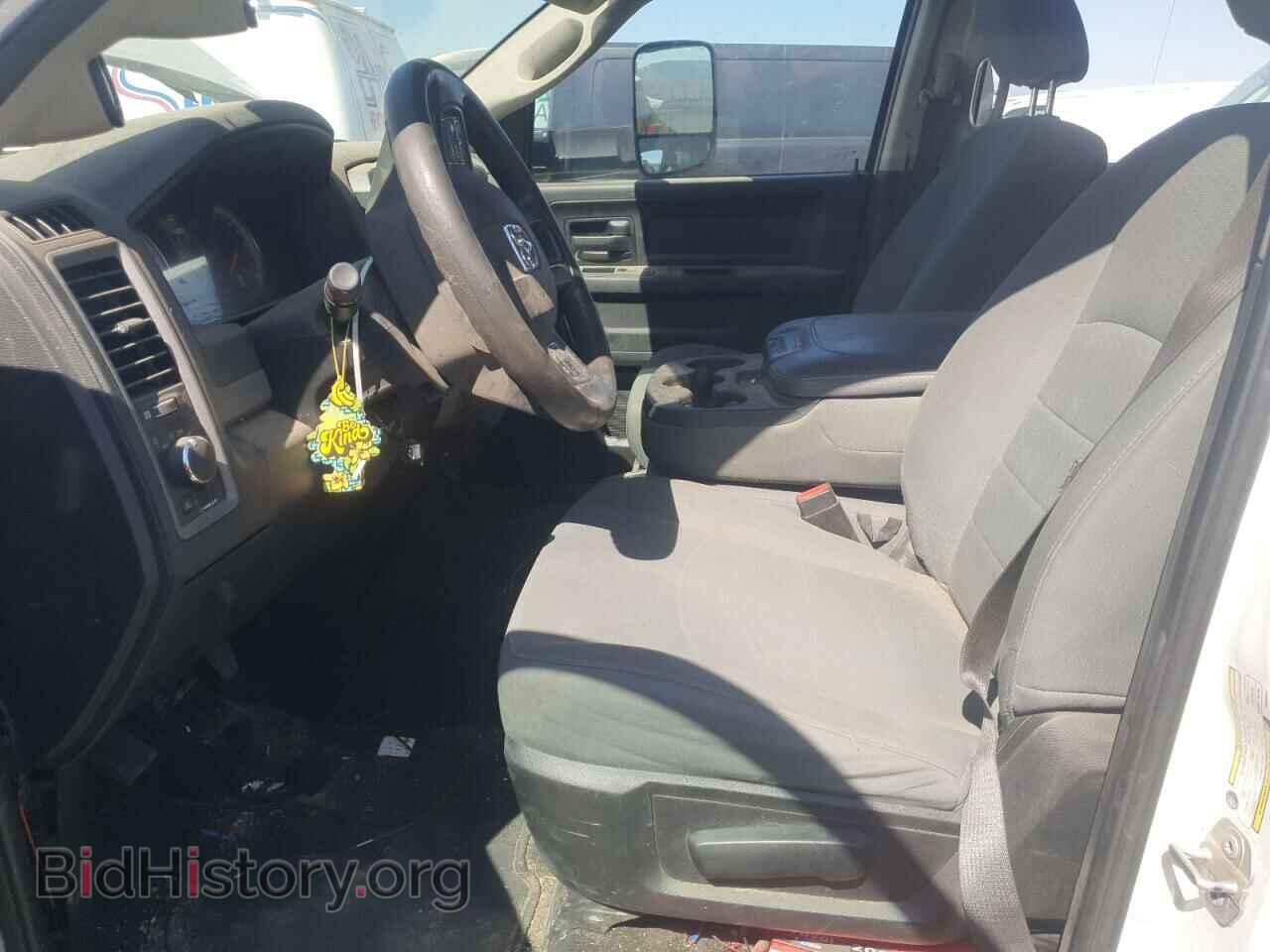 2018 RAM All Models - VIN: 3C6UR5CL3JG348471 - Фото 7