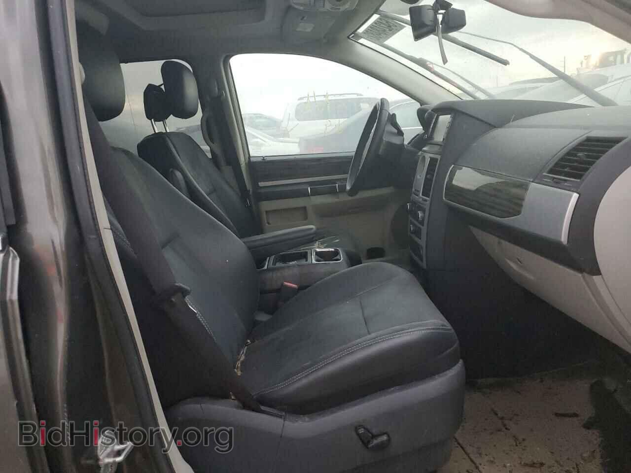 2010 CHRYSLER MINIVAN - VIN: 2A4RR8DX1AR387811 - Фото 5