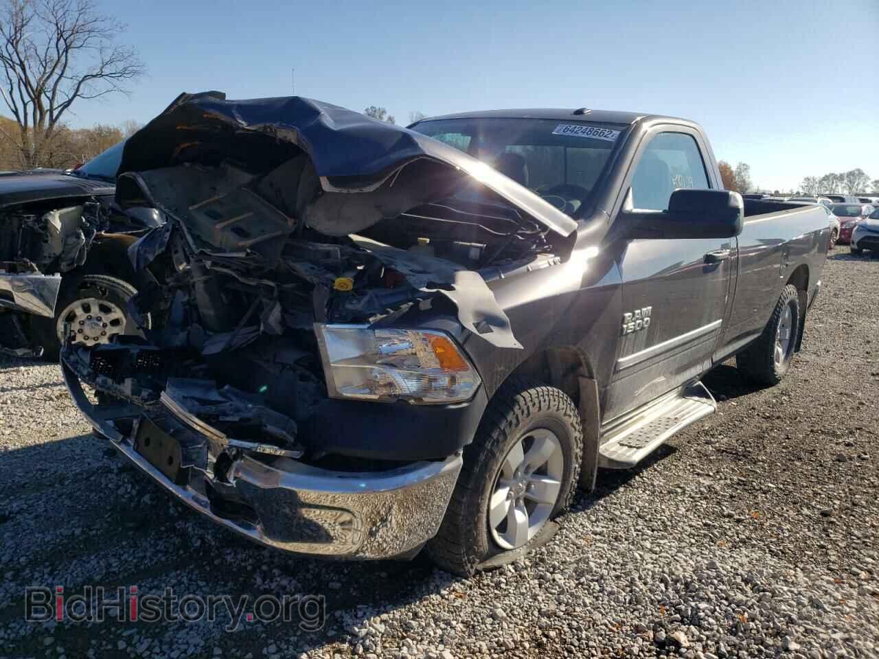 2016 RAM 1500 - VIN: 3C6JR7DG1GG168933 - Фото 2