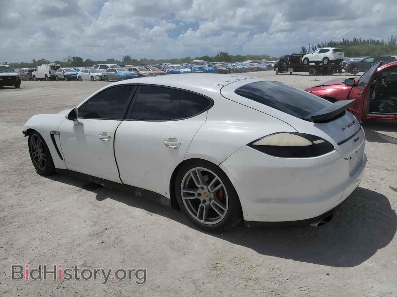 2011 PORSCHE PANAMERA - VIN: WP0AA2A76BL013720 - Фото 2