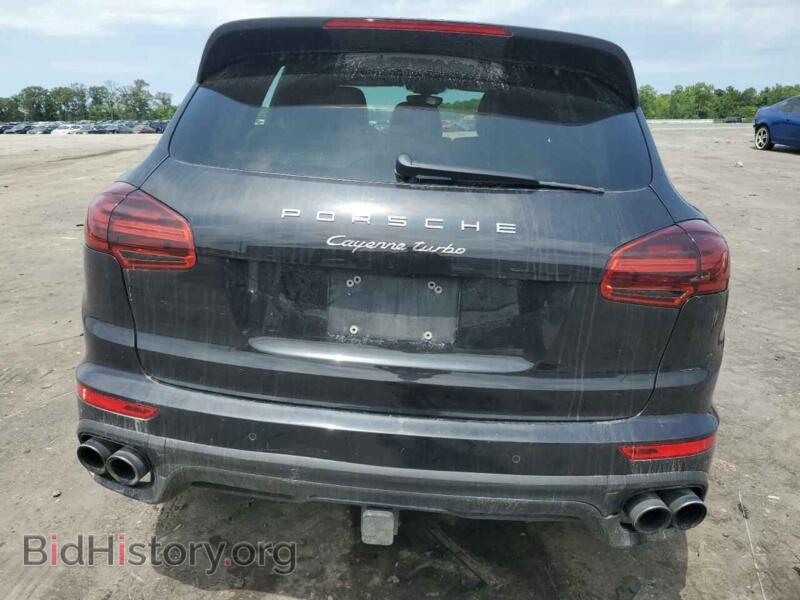 2018 Porsche CAYENNE (VIN WP1AC2A25JLA85259) — photo 6 of 12