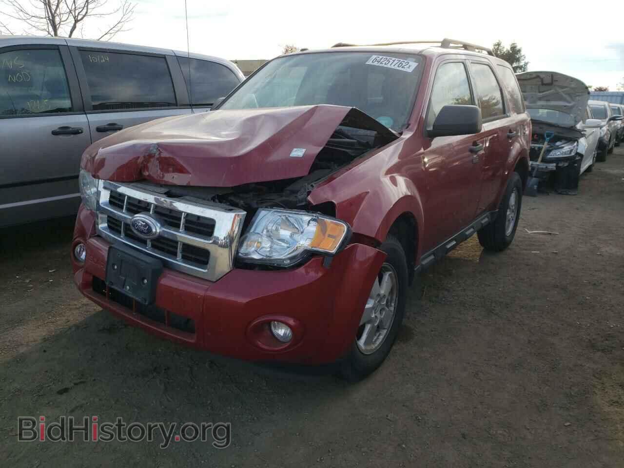 2011 FORD ESCAPE - VIN: 1FMCU0DG6BKA18224 - Фото 2