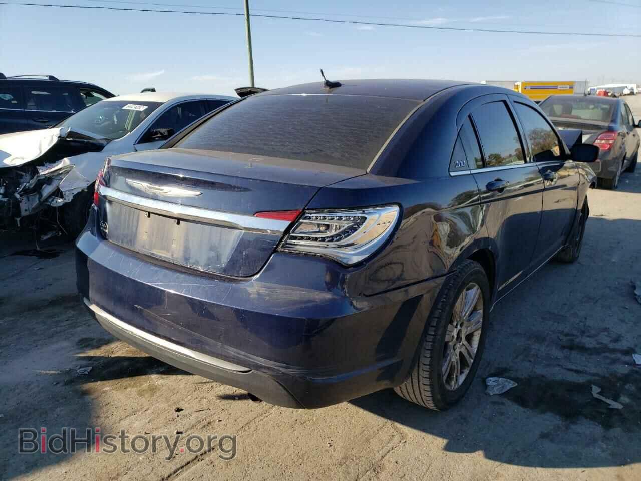 2013 CHRYSLER 200 - VIN: 1C3CCBBB8DN601118 - Фото 4