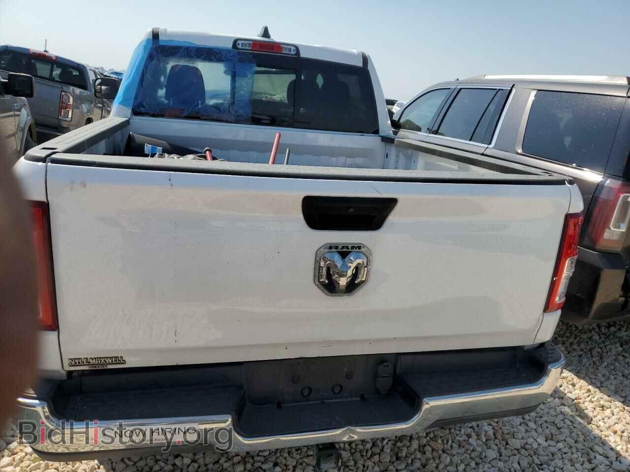 2019 RAM 1500 - VIN: 1C6RREGT0KN567512 - Фото 6
