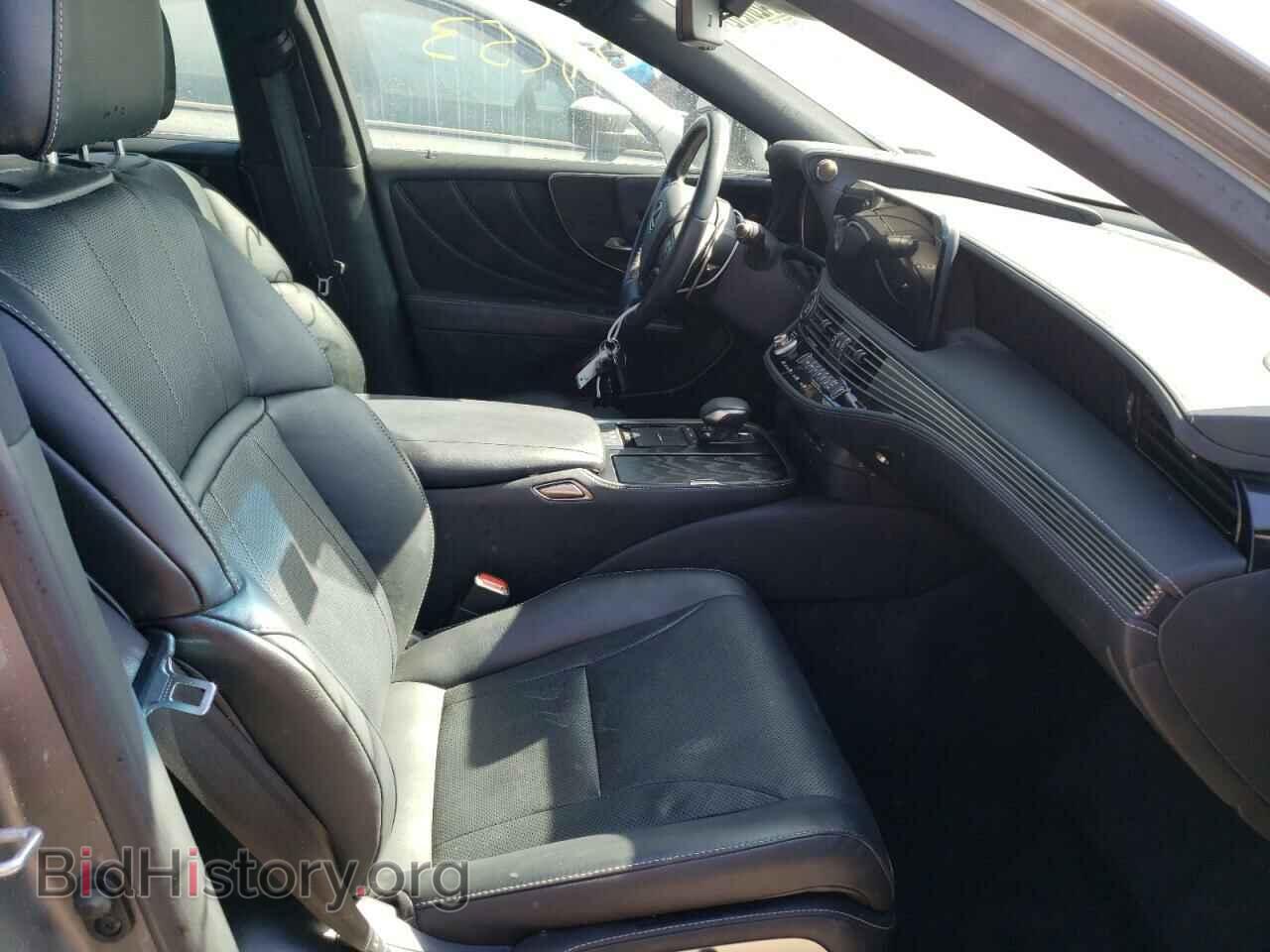2021 LEXUS LS500 - VIN: JTHD51FF3M5013398 - Photo 5