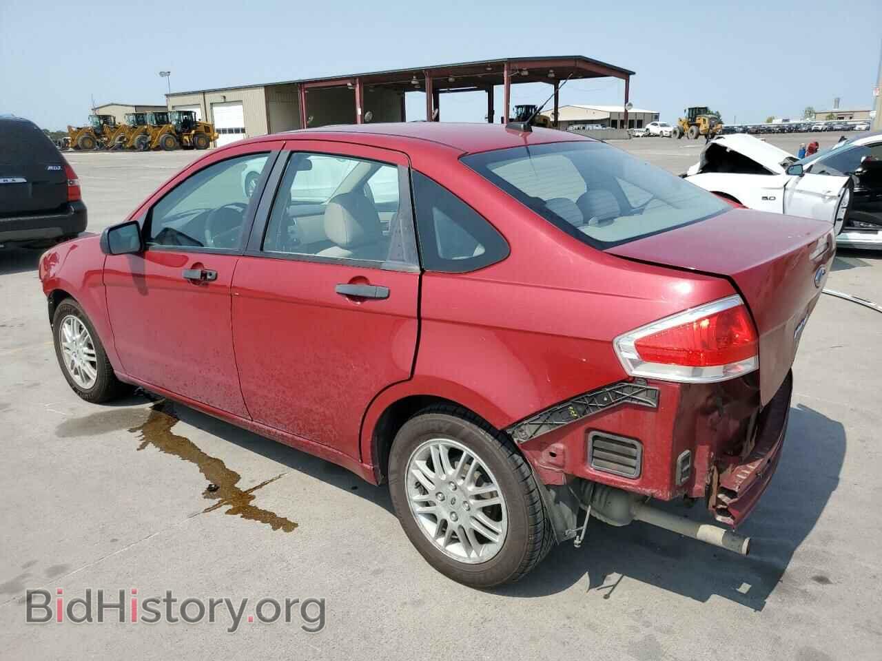 2010 FORD FOCUS - VIN: 1FAHP3FN0AW279781 - Photo 2