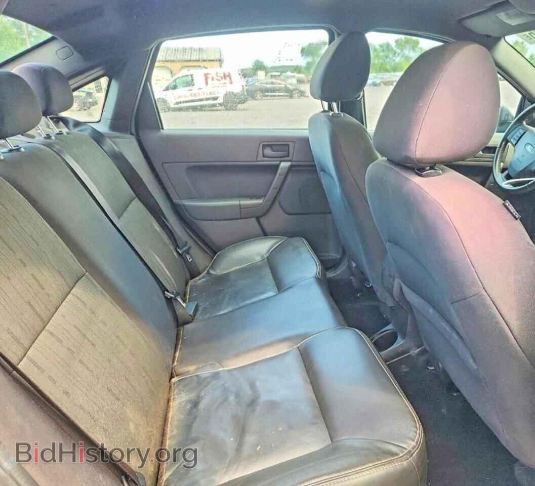 2011 FORD FOCUS - VIN: 1FAHP3FN4BW161007 - Photo 10