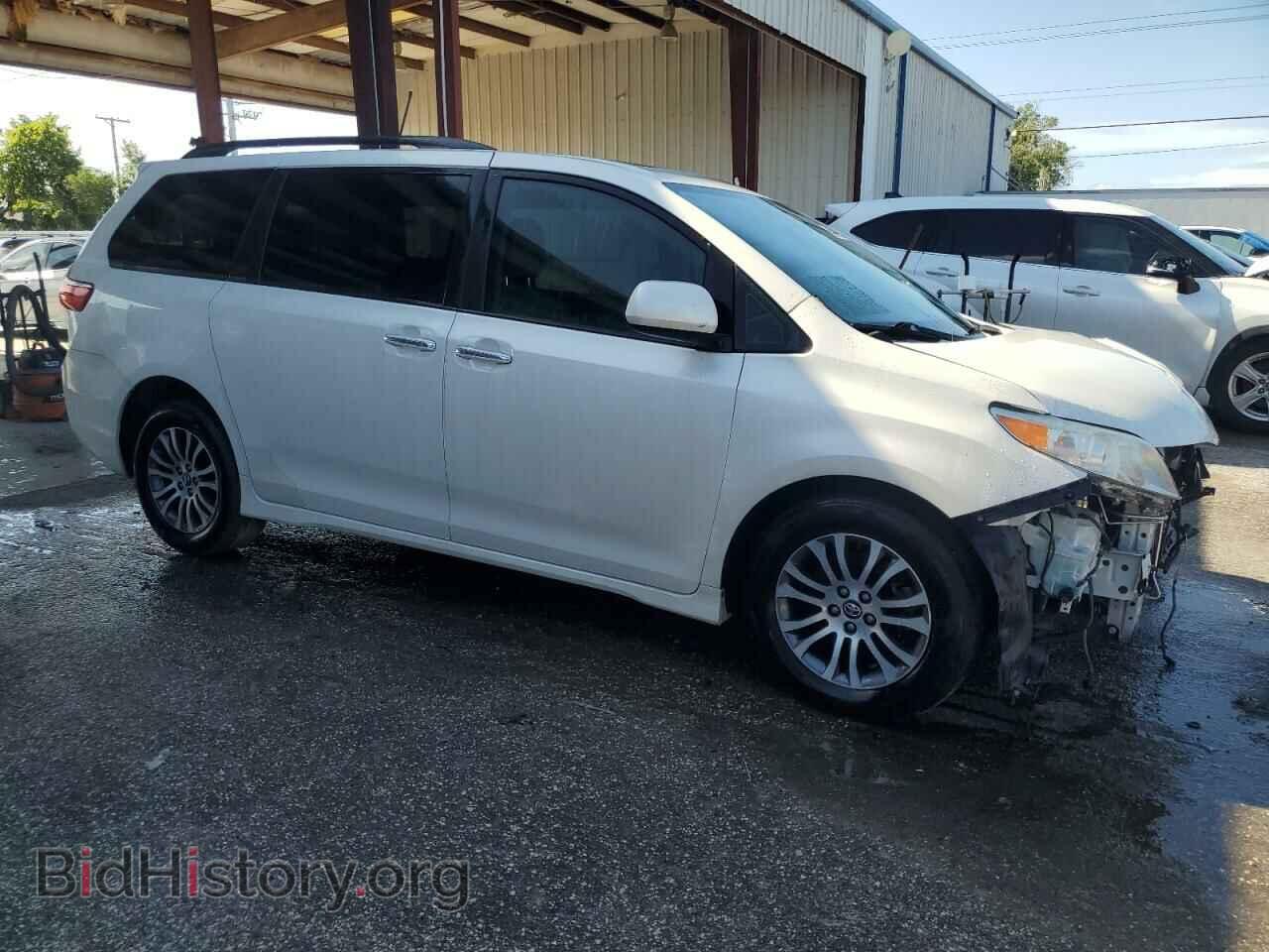 2018 TOYOTA All Models - VIN: 5TDYZ3DC0JS943213 - Фото 4