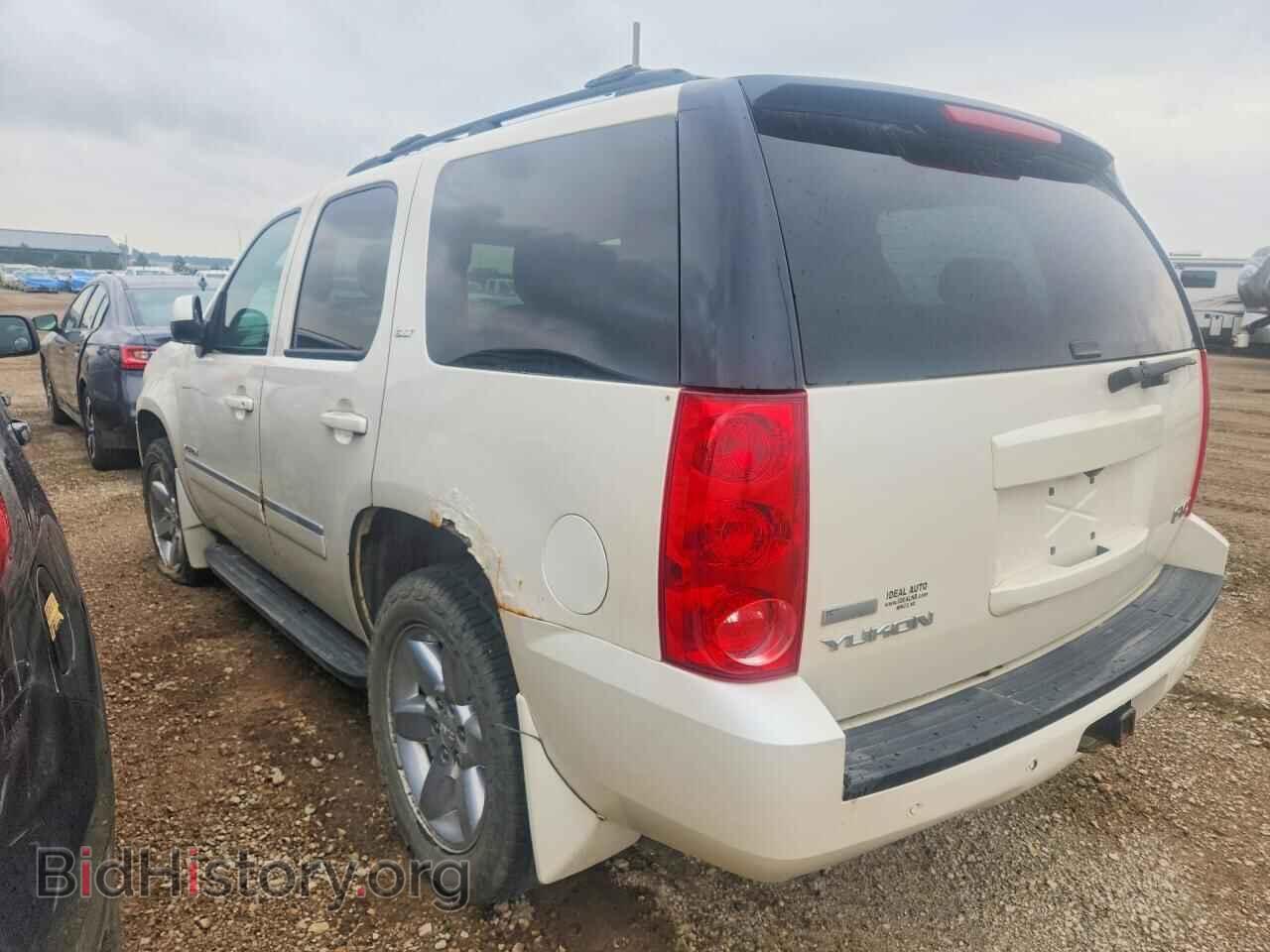 2012 GMC YUKON - VIN: 1GKS2CE02CR301659 - Photo 2
